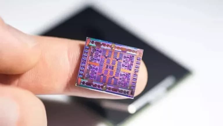 Samsung HBM4