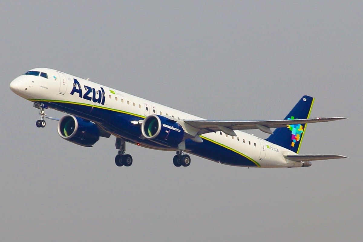 Azul