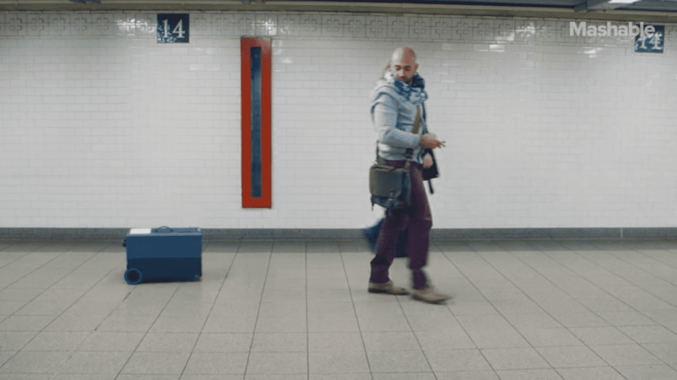 A mala do futuro: Segue seu dono como se fosse um cão