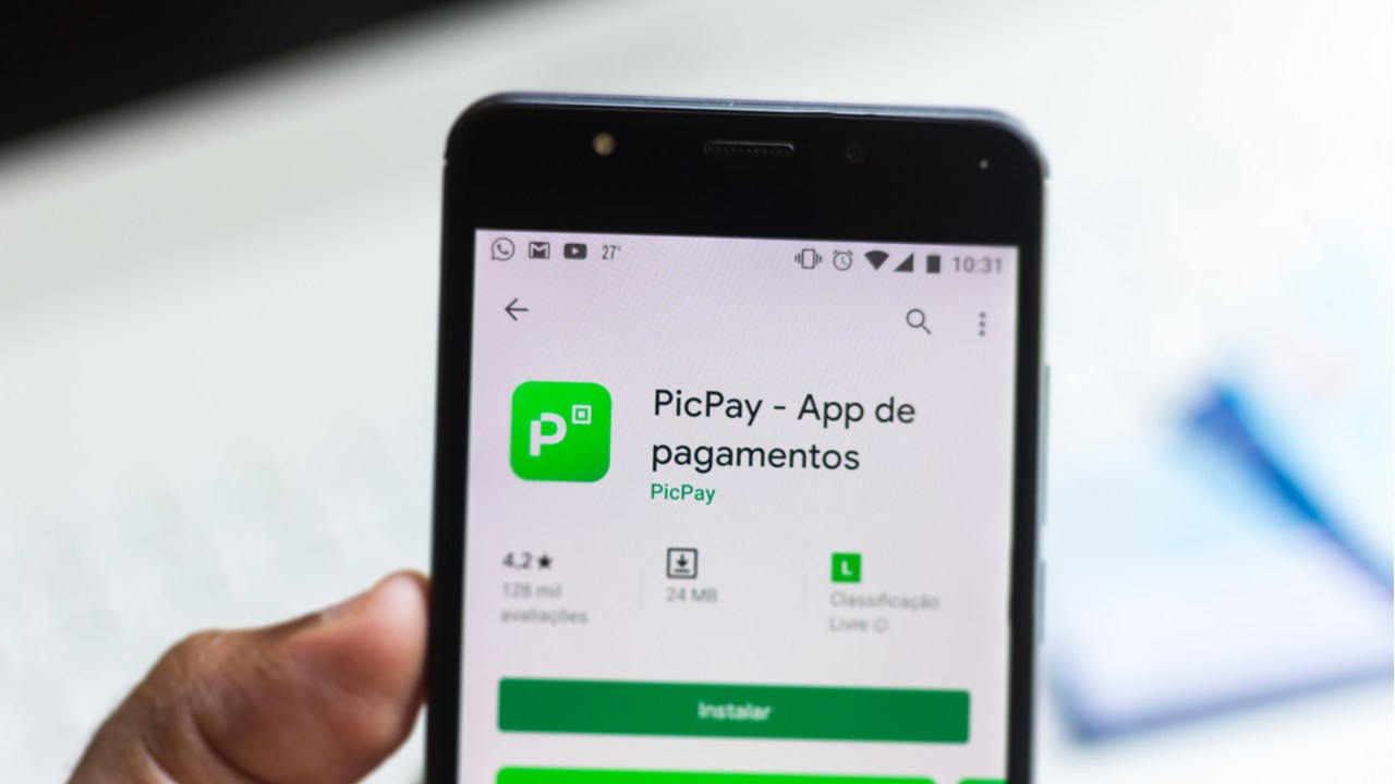 PicPay se prepara para competir com Nubank e libera saques de graça no Banco24Horas