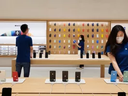 Apple testa IA que grava e transcreve atendimento na Genius Bar Apple
