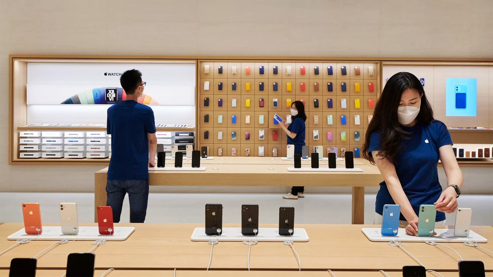 Your-iPhone-16-or-older-model-is-now-worth-less-as-Apple-cuts-trade-in-values Apple